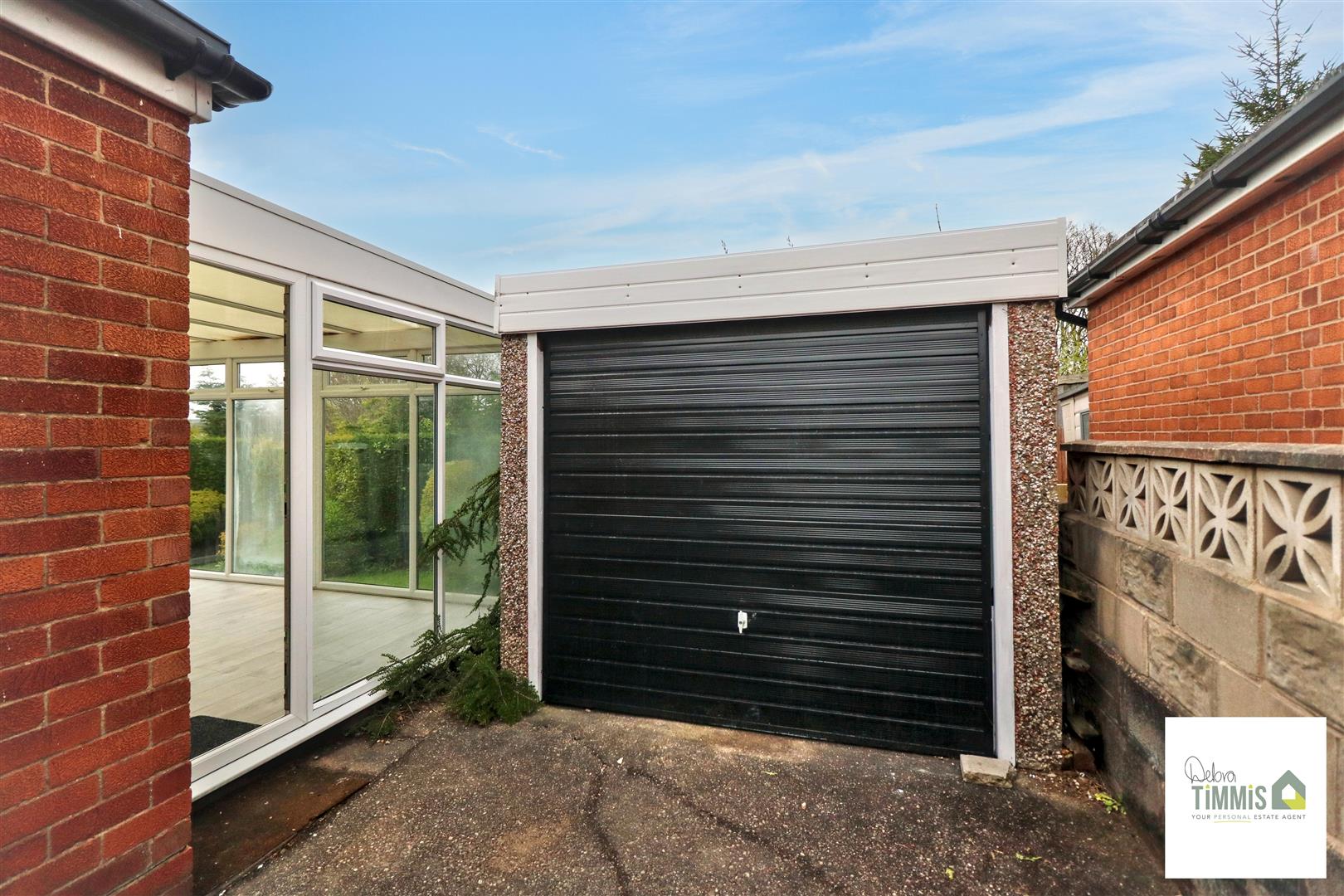 Carlyon Place, Sneyd Green, Stoke-On-Trent
